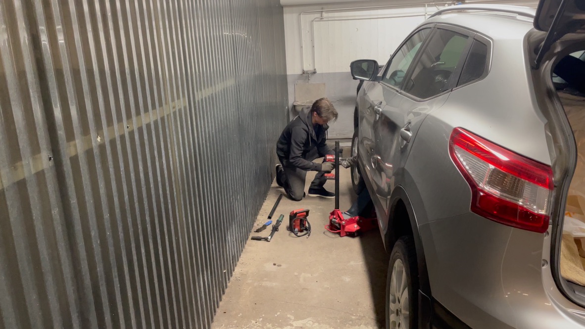 Hjulskifte i garage